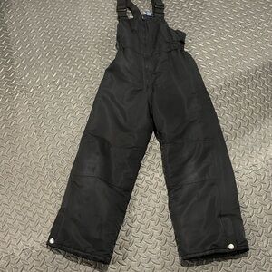 Black snow pants 7/8